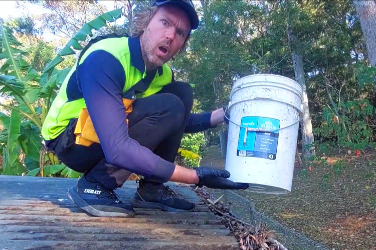 
Having a bucket is essential for wollongong gutter cleaning to be effective.